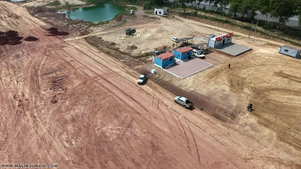 faisal-town-phase2-site-office-and-development.